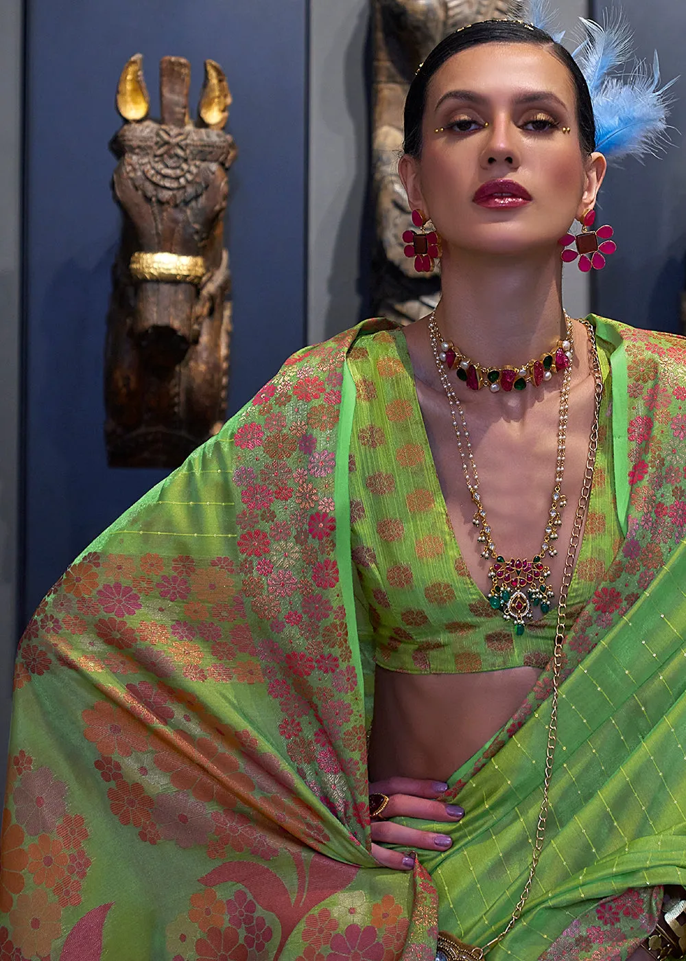 Festive Look Winsome Green Dual Tone Organza Silk Saree