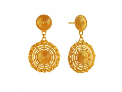 Finely Crafted 22k Jewellery Set With Designer Round Drop