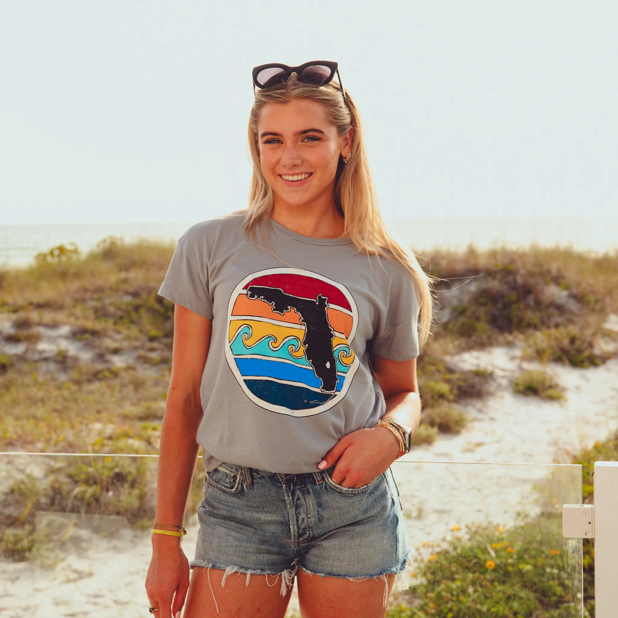 FL SUNSET RELAXED FIT TEE - GREY
