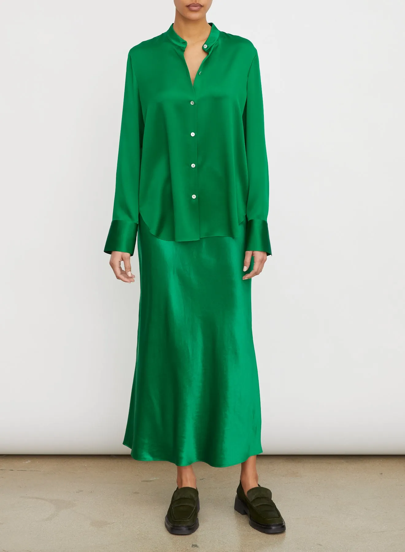 Slim Fitted Band Collar Blouse - Emerald
