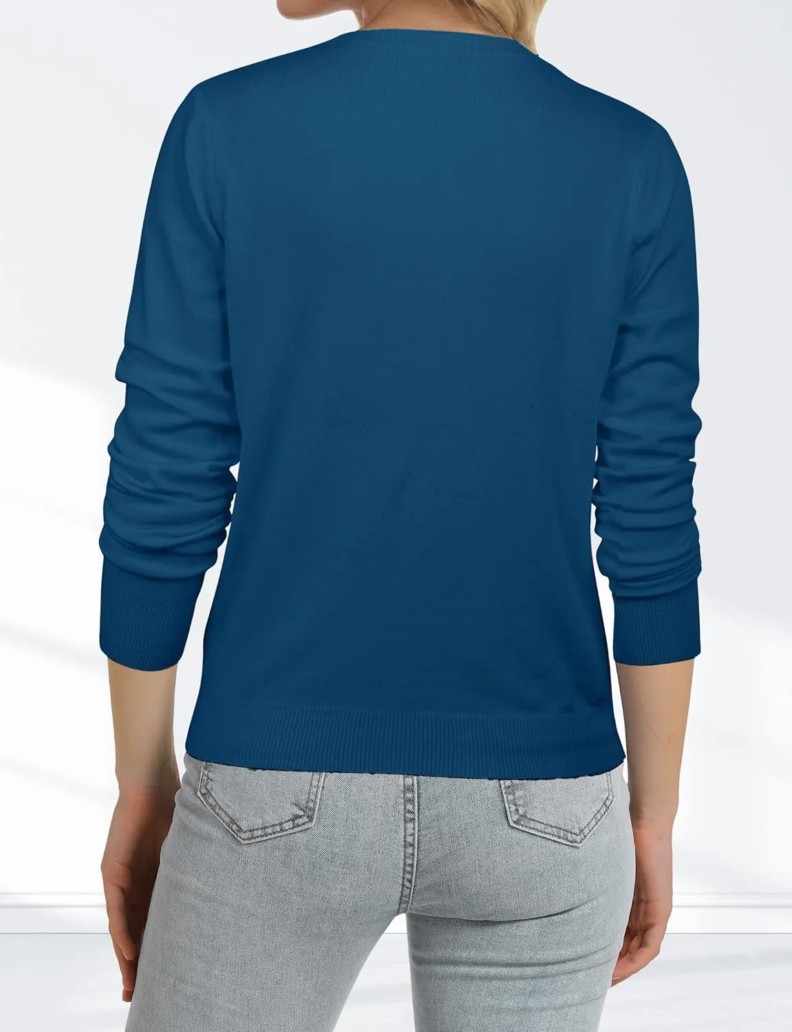 Women's Long Sleeve Pullover V Neck Basic Spring Sweaters 2025 Lightweight Soft Casual Sweater Tops